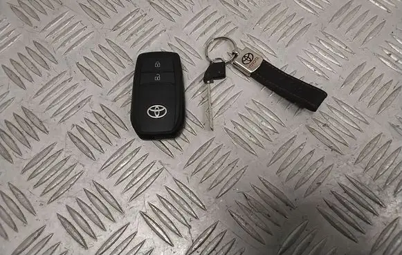 Toyota Yaris Cross Ignition key/card B3H2K2R