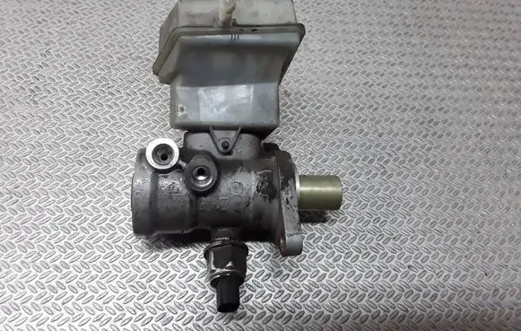 Renault Espace - Grand espace IV Master brake cylinder 8200181766A
