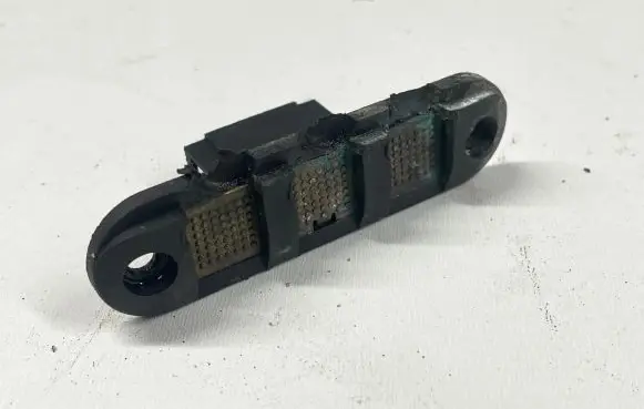 Volkswagen Multivan T4 Sliding door contact joint 701959