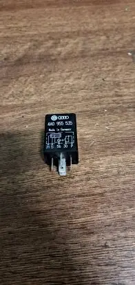 Audi A6 S6 C4 4A Other relay 4A0955535