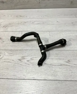 BMW Z4 E89 Engine coolant pipe/hose 7612816 30819148378