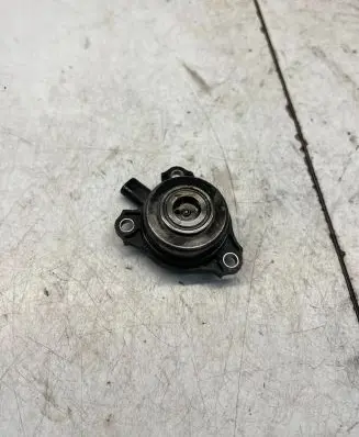 Mercedes-Benz CLC CL203 Camshaft holder V302762