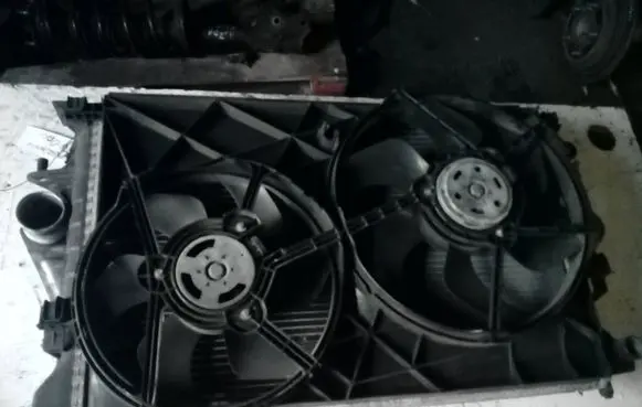Renault Espace - Grand espace IV Coolant radiator