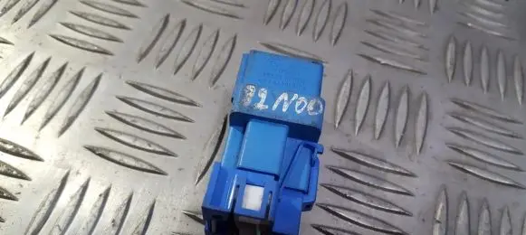 Nissan Primera Other relay 252309f900