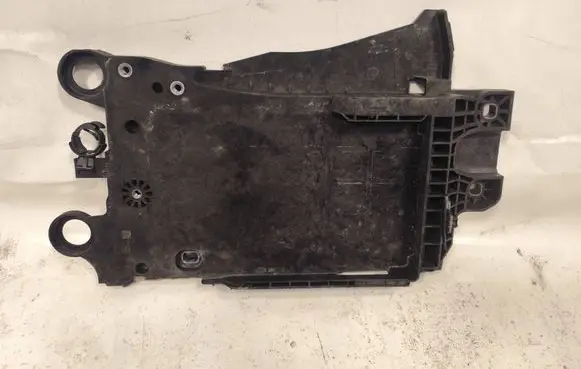 BMW 2 Active Tourer U06 Battery bracket 5A54F89