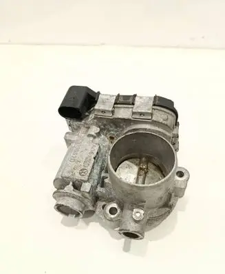 Volkswagen Up Throttle valve 04C133062D