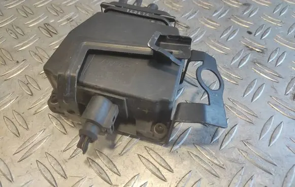 Audi A3 S3 8P Turbo solenoid valve 1K0906279B 400435A
