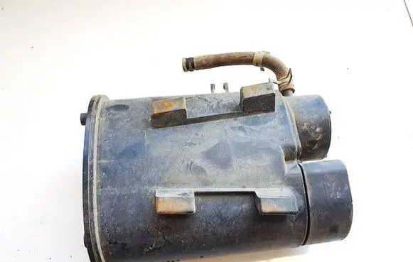 Toyota Yaris Active carbon filter fuel vapour canister 
