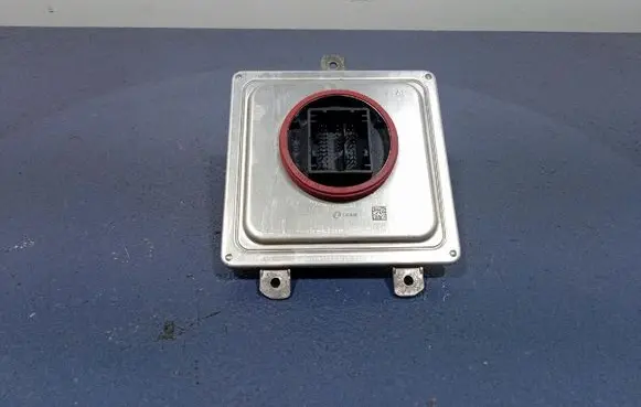 BMW X5 E53 Voltage converter/converter module 7933360