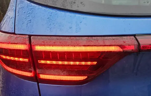 KIA Sportage Tailgate rear/tail lights 92405F1600 13072019001