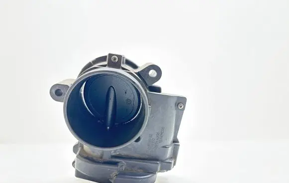 Peugeot 308 Throttle valve 75766978 A2C53279370 108064350