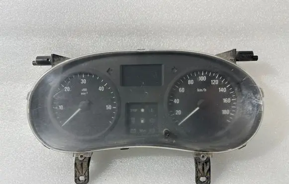 Renault Master II Speedometer (instrument cluster) 216784365 216787741 NS82146608