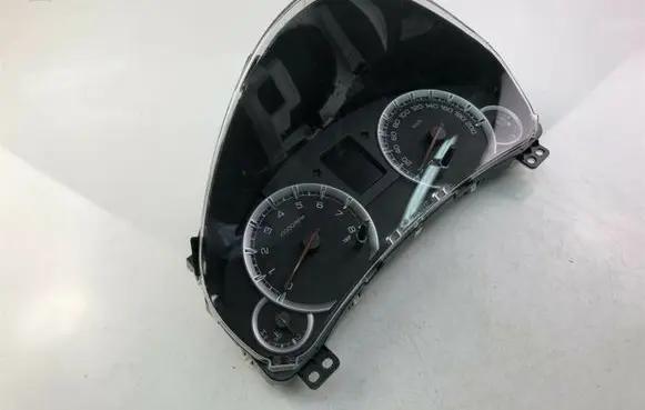 Suzuki Swift II Speedometer (instrument cluster) 3411068LA1 K 3824