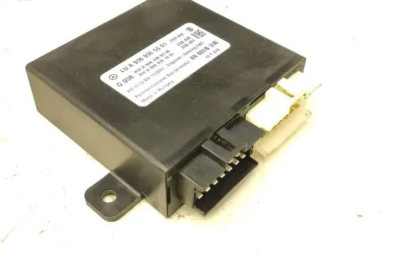 Mercedes-Benz Sprinter W906 Door central lock control unit/module A9069005501 A9069021801 A9064460046