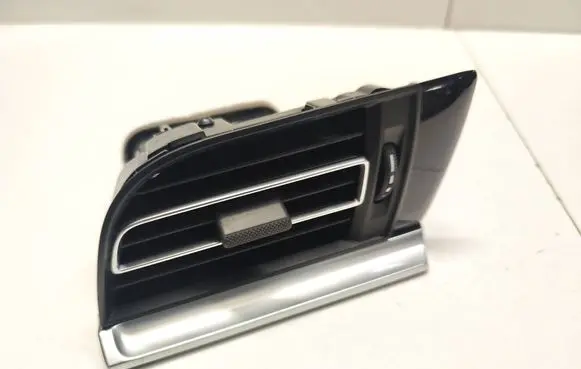 Porsche Macan (95B) Dashboard side air vent grill/cover trim 95B819702J