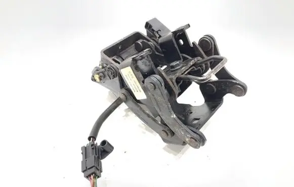 Opel Astra H Tailgate exterior lock 13303390500