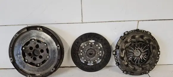 Peugeot 3008 I Clutch set kit 9686903880