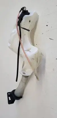 Peugeot 307 Windshield washer fluid reservoir/tank 9650452280