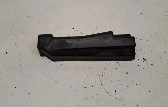 Toyota Avensis T250 Fuse box cover 8178