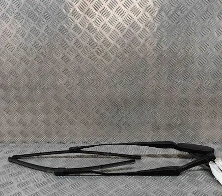 Mercedes-Benz EQC Windshield/front glass wiper blade A2538200344 A2058208401
