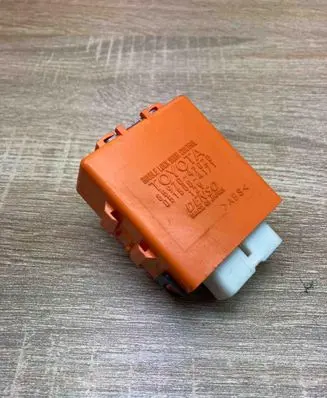 Toyota Prius (XW30) Door control unit/module 8597047020 0515004171