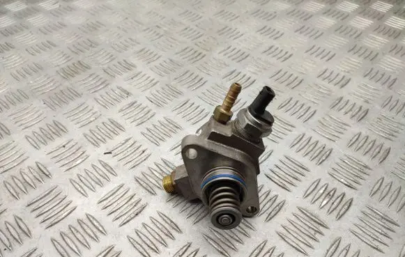 Skoda Octavia Mk3 (5E) Fuel injection high pressure pump 04E127026BH