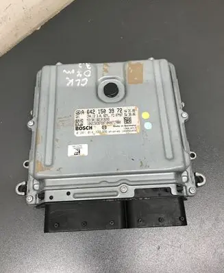 Mercedes-Benz CLS C219 Engine control unit/module