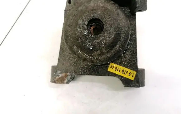 Fiat Stilo Engine mount bracket