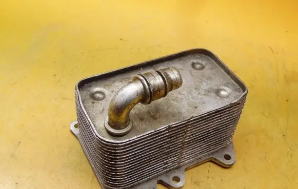 BMW 5 E60 E61 Engine oil radiator 