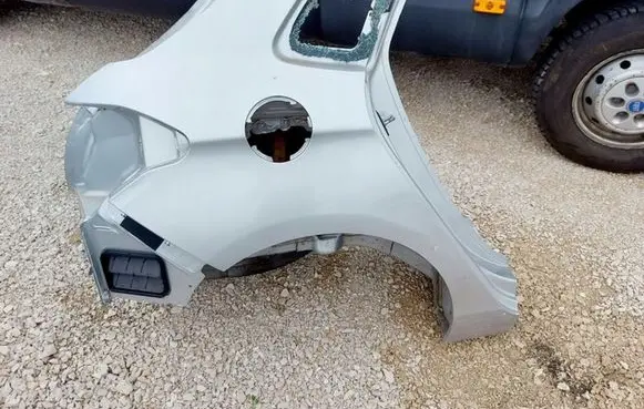 Citroen C4 II Rear mudguard 