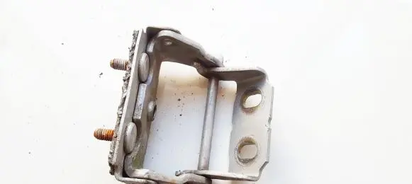 Ford Focus Tailgate/trunk/boot hinge