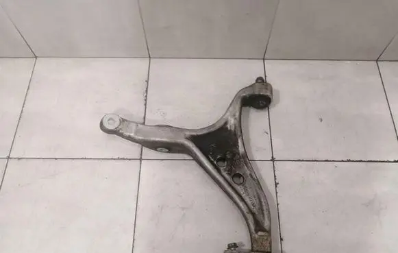 Mercedes-Benz GLE (W166 - C292) Front control arm A2923300700