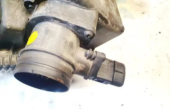 Skoda Praktik (5J8) Mass air flow meter 0281002531 038906461b
