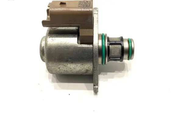 Ford Mondeo MK V Fuel pressure regulator 28466222
