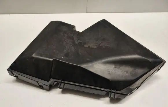 BMW X5 F15 Air filter box cover 9245588