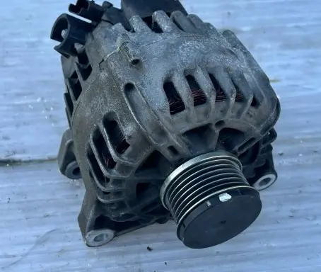 Peugeot 308 Generator/alternator 9670899580 2610711D 516021613