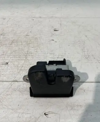 Volkswagen Tiguan Tailgate/trunk/boot lock/catch/latch 5M0827505H