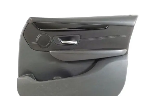 BMW 2 F46 Front door card panel trim 7404814