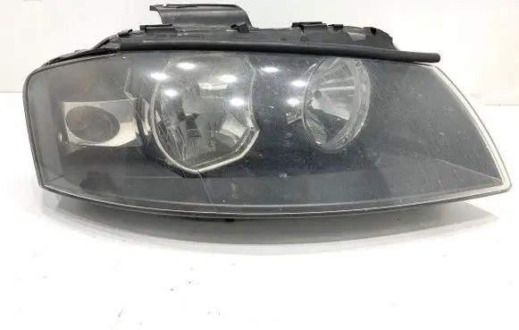 Audi A3 S3 8P Headlight/headlamp 8P0941004A