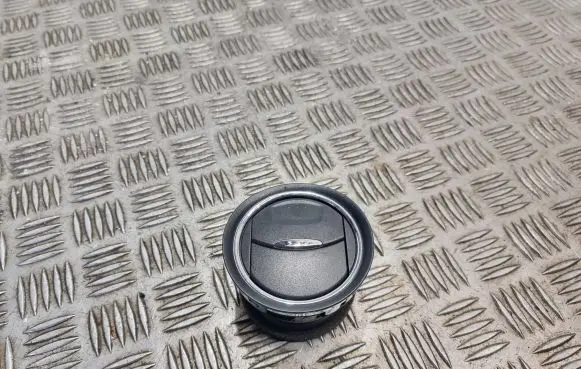 Ford S-MAX Dash center air vent grill 6M21U018B09AD 5443660 1013442