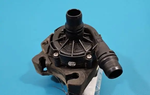 Peugeot 3008 II Electric auxiliary coolant/water pump 0392024019 IMPRK1534413