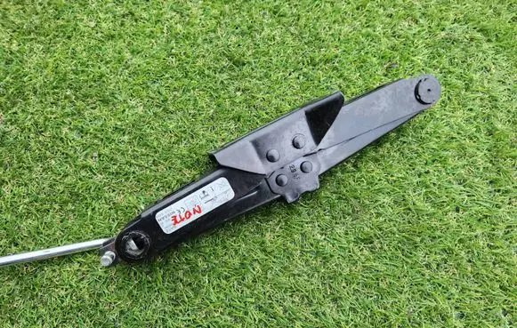 Nissan Note (E11) Lift Jack 995509U00A BAT7