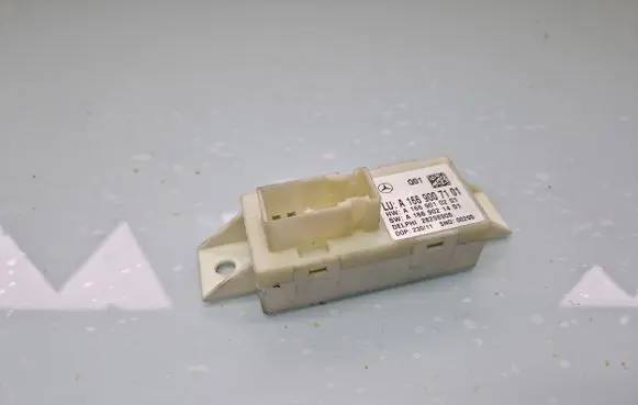 Mercedes-Benz C AMG W204 Other control units/modules A1669007101 A1669010201 A1669021401
