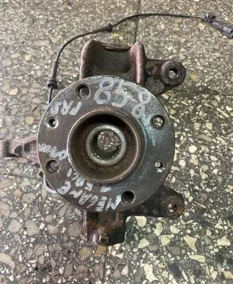 Renault Megane II Front wheel hub