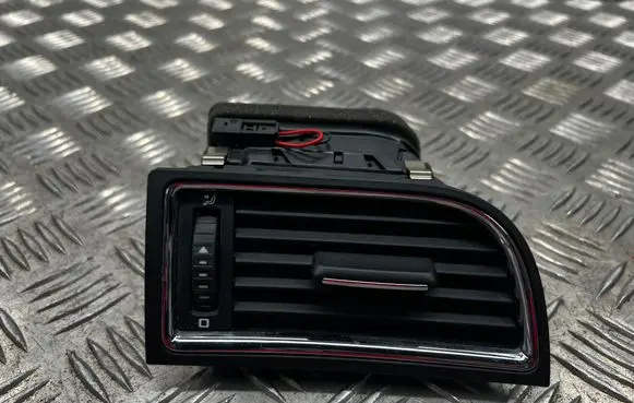 Skoda Superb B6 (3T) Dashboard side air vent grill/cover trim 3T0819702 1461147