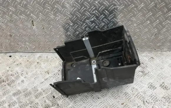 Ford Focus Battery box tray 