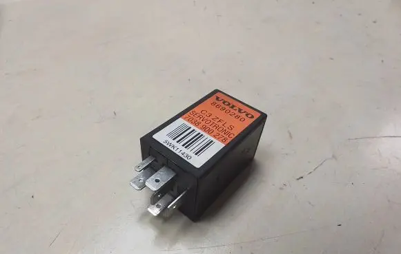 Volvo S80 Other relay 7038900278