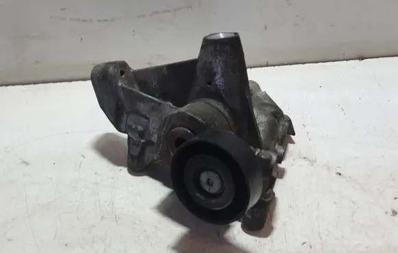 Volvo XC70 Generator/alternator belt tensioner 6G9N19D624BG