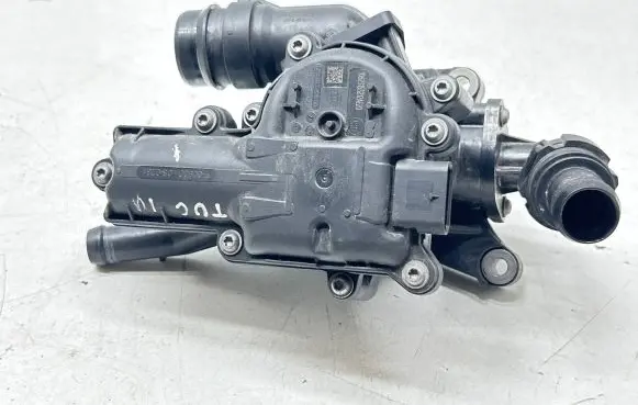 Thermostat/thermostat housing