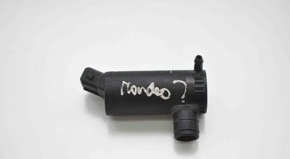 Ford Focus Windscreen/windshield washer pump 93BB17K624AA